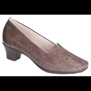 SAS Sonyo Slip On Heel Portobello